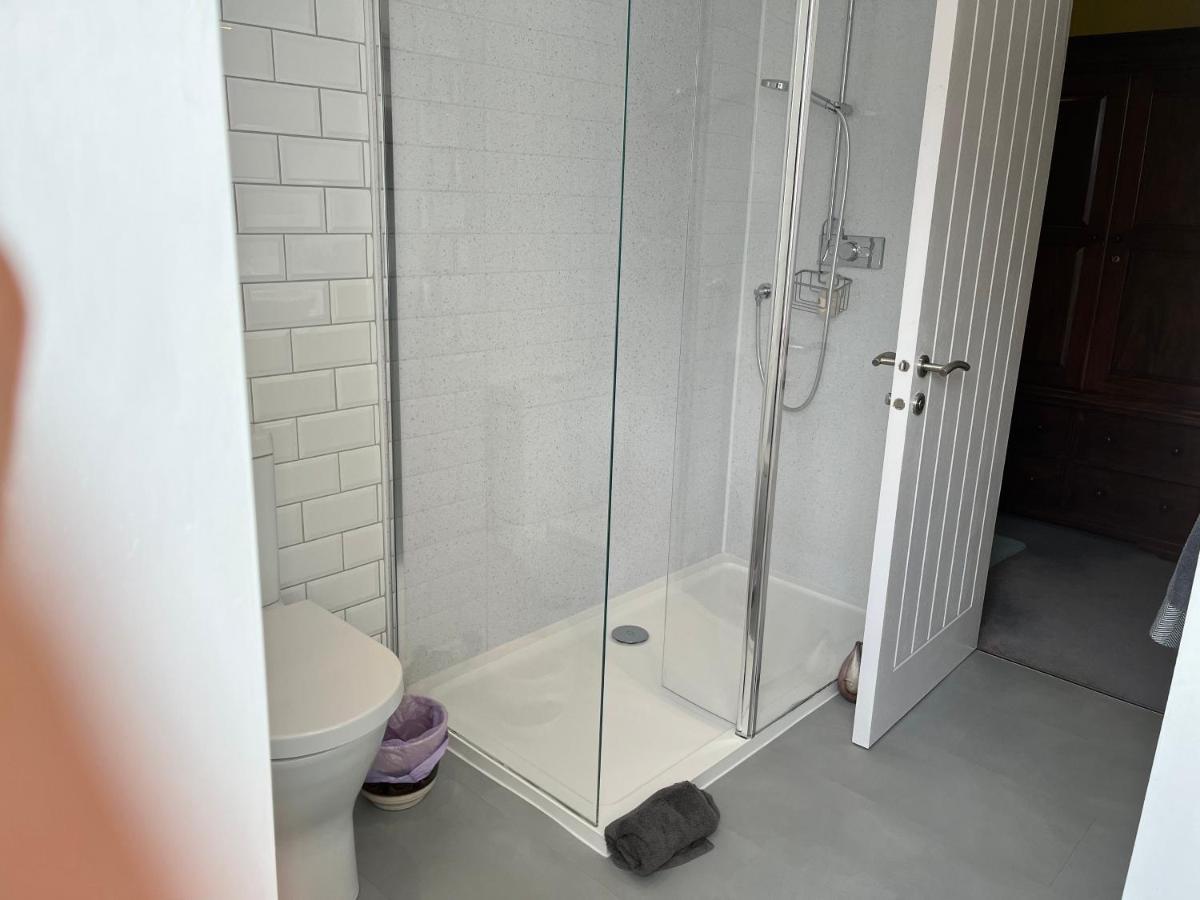 St John'S Town Of Dalry Glentress Apartment 1 エクステリア 写真