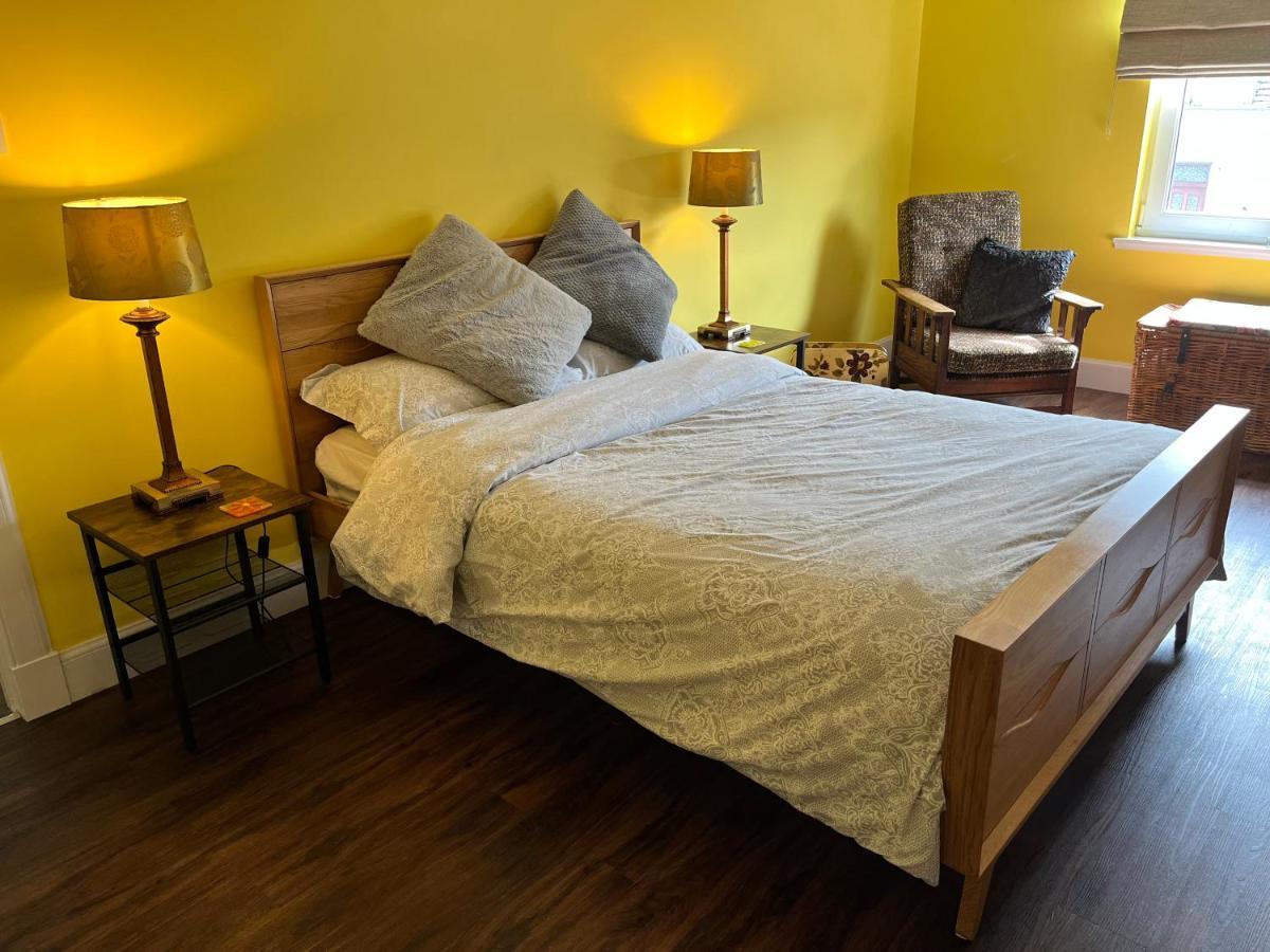 St John'S Town Of Dalry Glentress Apartment 1 エクステリア 写真