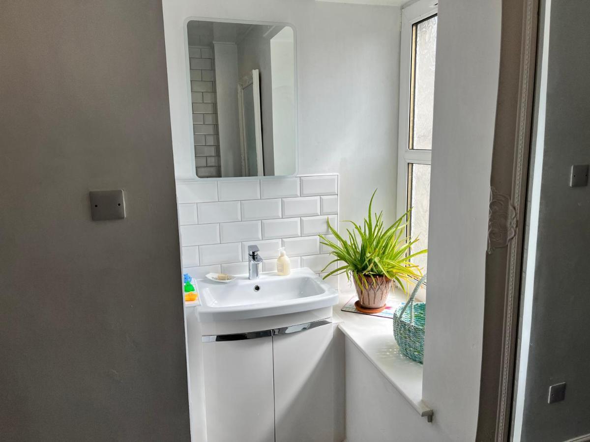 St John'S Town Of Dalry Glentress Apartment 1 エクステリア 写真